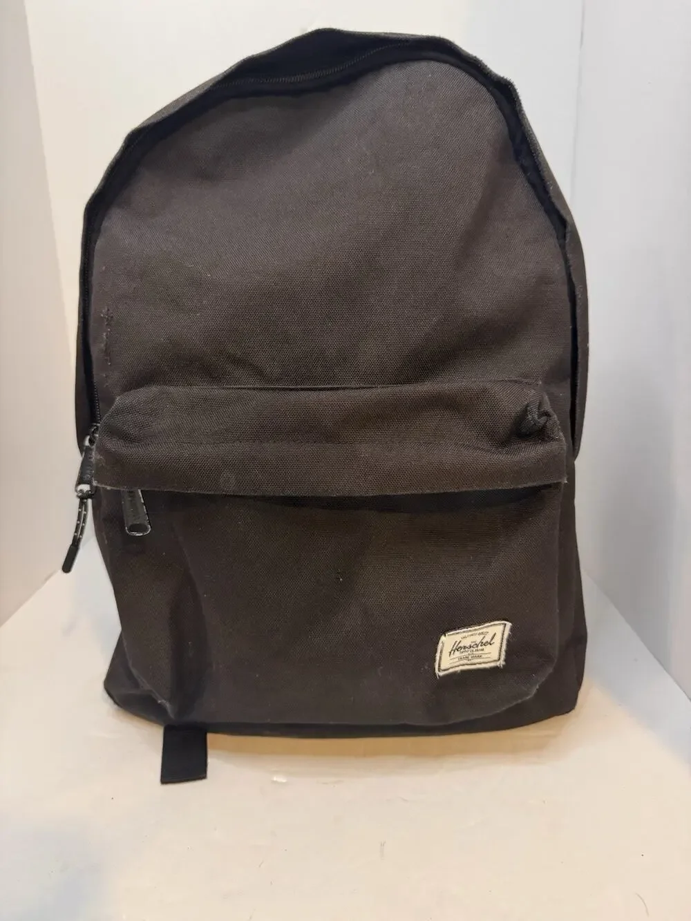 Backpack Herschel Supply Co. Classic Black Front Storage Pocket Woven Label Used